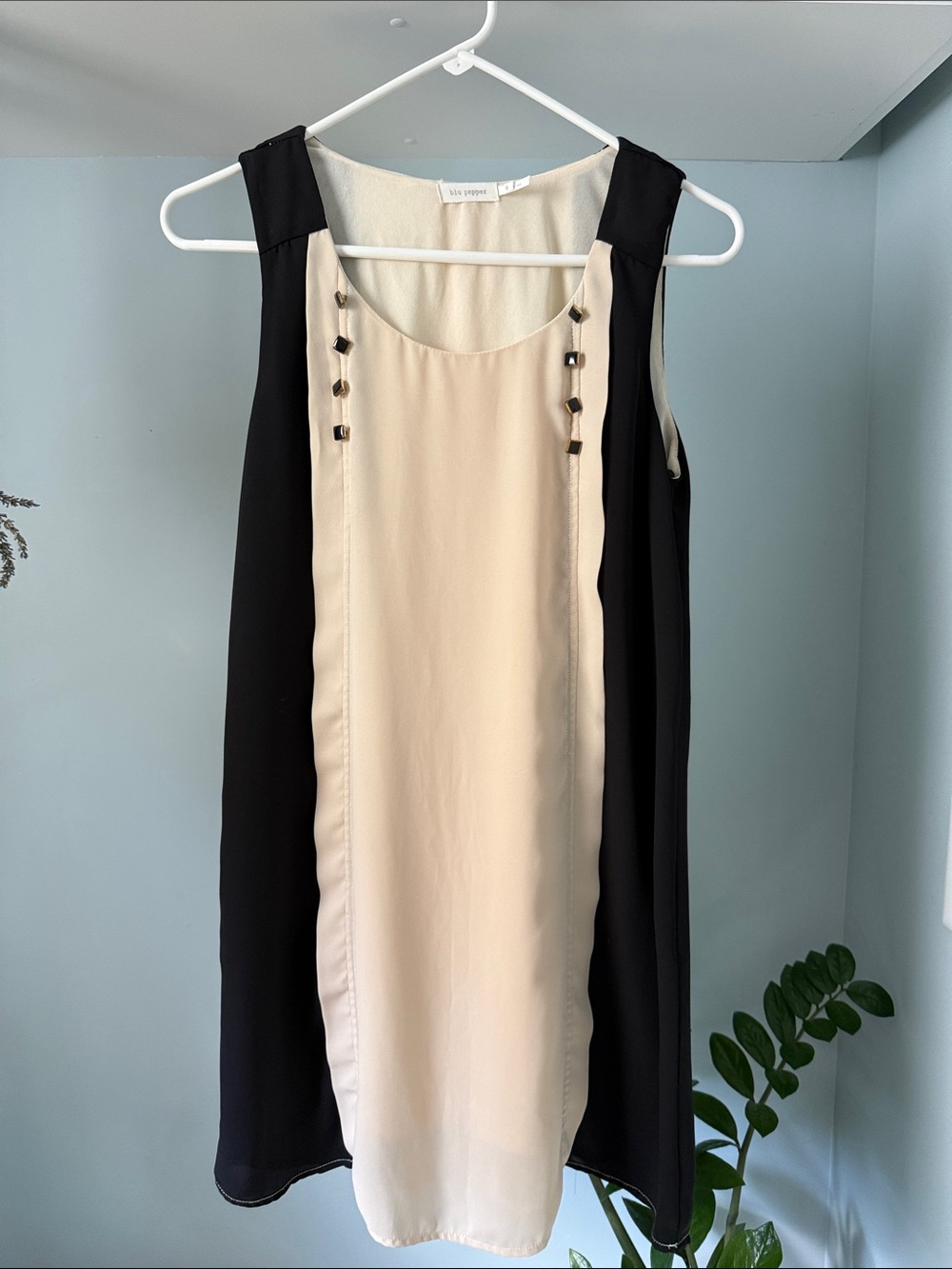 Blu Pepper Black and Cream Sleeveless Sheath Dress